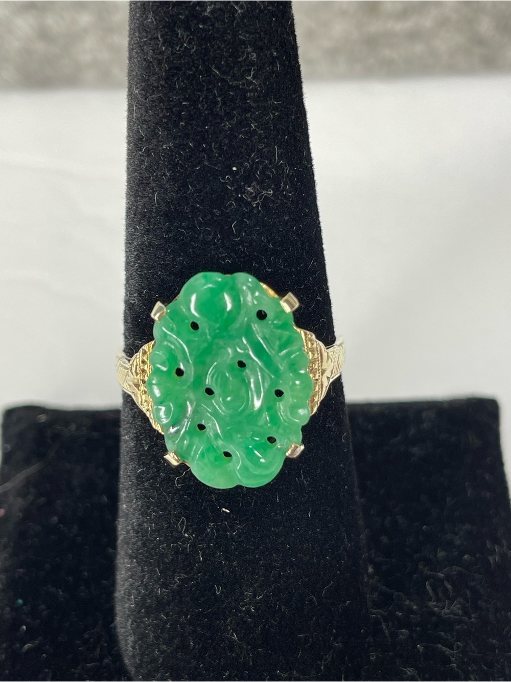 Vintage Jade 14K Ring Size 7.5